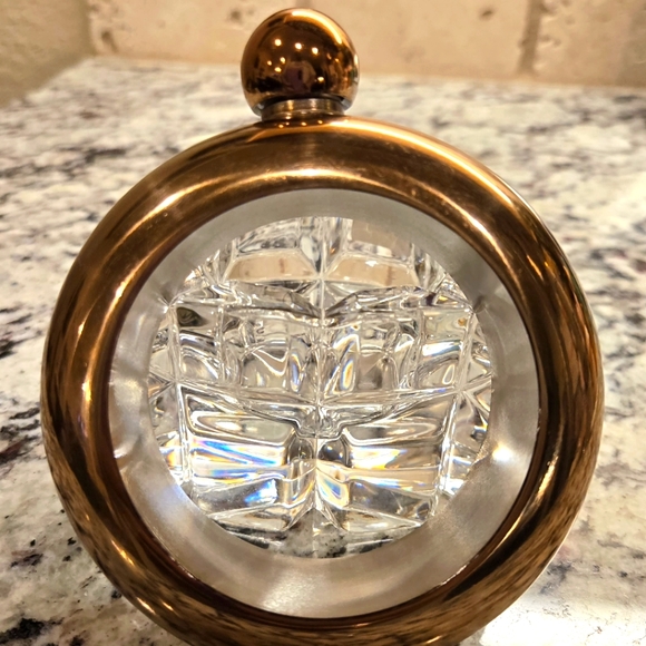 New FLASK (prop not included) - Picture 1 of 10